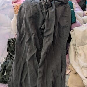 Liz Claiborne Charcoal Petite Pants